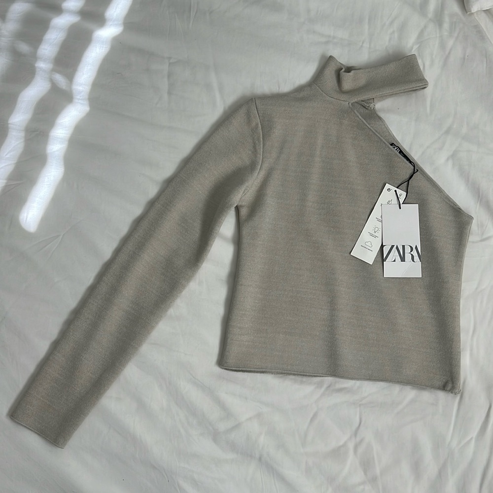 Zara Top